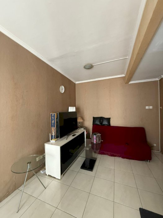 Sewa Apartemen Sudirman Park 2 Bedroom Fully Furnished (0466)