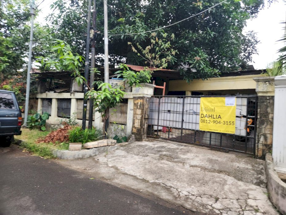 Rumah tuà lokasi cantik dekat tirta mas Aman TDK bnjr