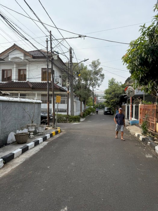 Rumah huk rumahnya rmh lama 1.5 lnt lebar 12meter