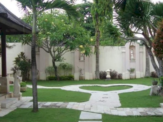 Di jual villa siap hunni sannur Bali