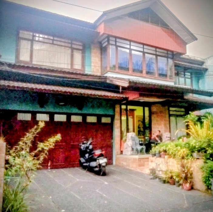 Rumah 2 Lantai, Siap Huni,2 Menit Ke Margonda Depok, Bisa U/ Kantor,