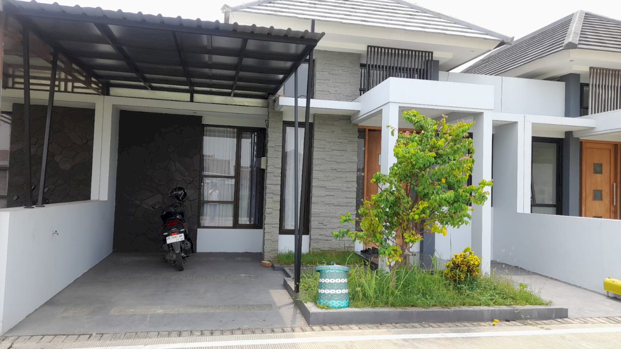 Rumah Dipusat Kota Kudus