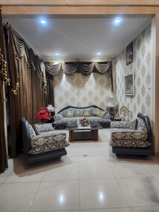 DIJUAL RUMAH MEWAH SAYAP BKR