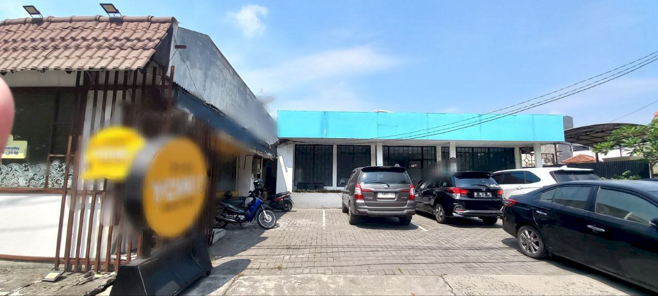Disewakan rumah usaha Raya Kendangsari Surabaya