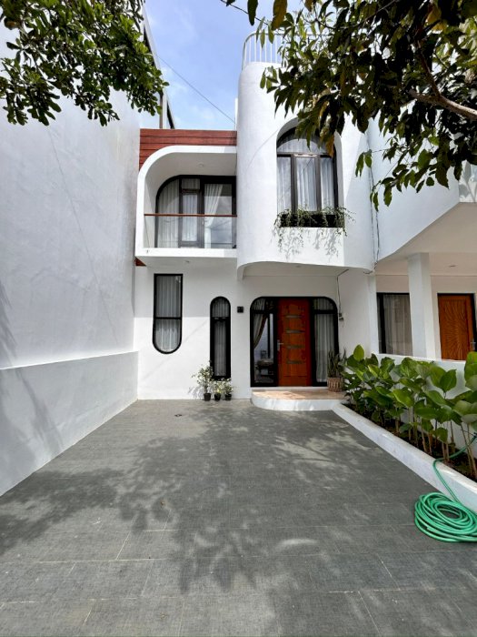 Dijual Villa Siap Huni full furnished  di Jawa batu-jawa timur