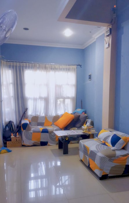 Rumah 2 lantai bebas banjir dekat sekolah di telaga mas bekasi utara