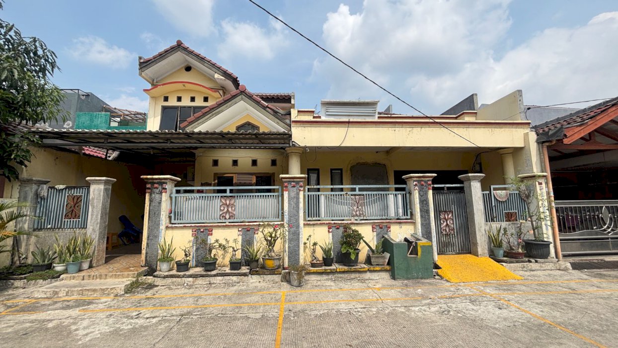 Rumah dekat pusat kuliner bebas banjir di vila indah permai bekasi