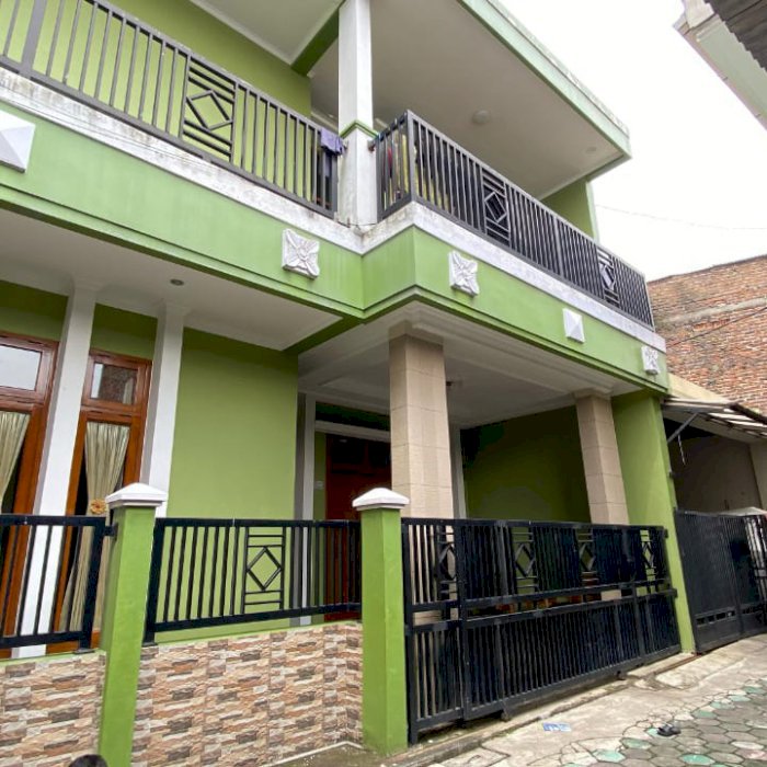 Di jual rumah mewah lokasi strategis siap huni Cimahi