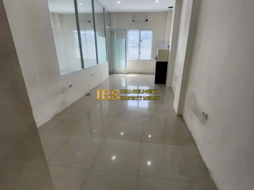 Dijual Rumah 3,5 Tingkat di Komplek Mutiara Palace Jalan Selamat -