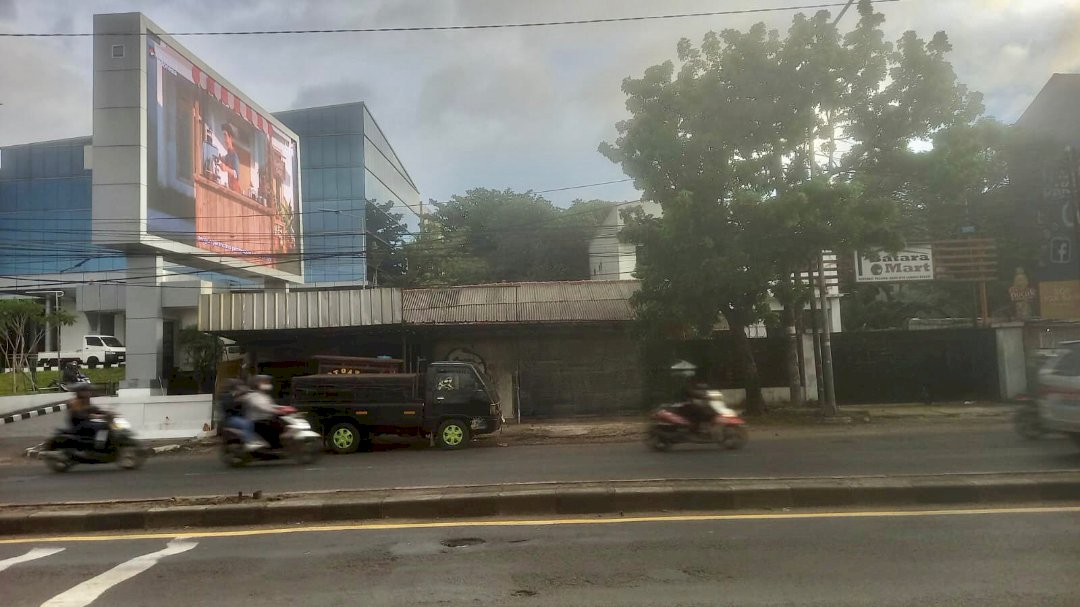 Rumah Murah Lokasi Emas Strategis Jalan Besar