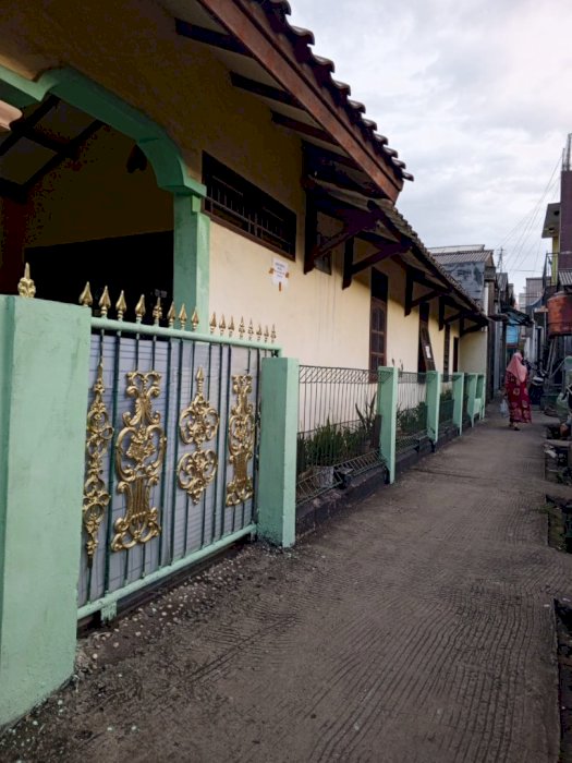 Dijual Rumah, Bebas Banjir,  Bisa Dijadikan Kontrakan Beberapa Pintu