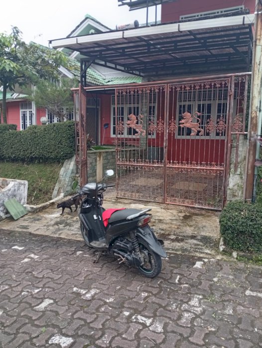 Di sewakan villa strategis di Palm Garden Cipanas Cianjur