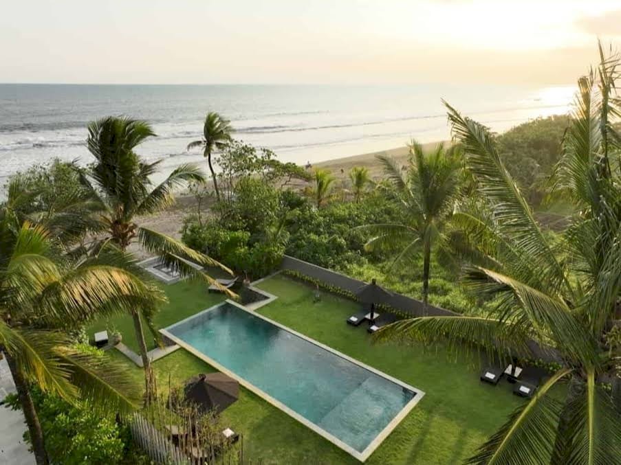 Di jual villa los pantai tabanan bali. (San4.los)