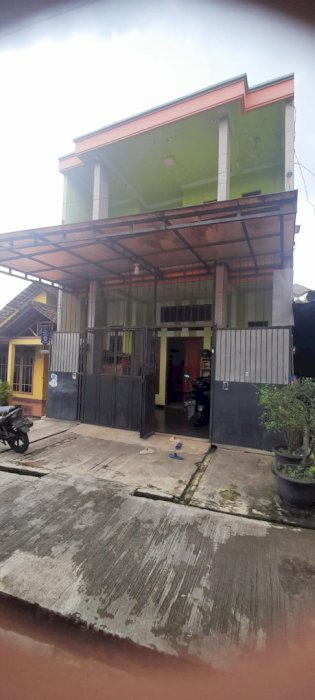 Di jual rumah 2 lantai siap huni di desa Pegiringan Pemalang
