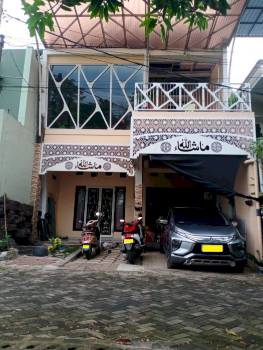 RUMAH 3 Lt di Bandung cocok buat Hunian/Kantor/Gudang, dkt SUMARECON