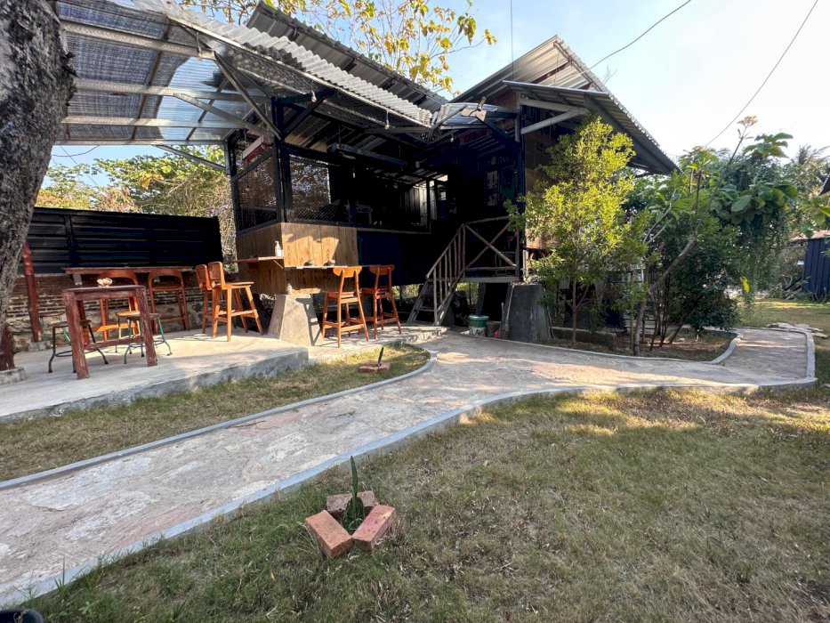 Di jual penginapan di atas lahan sangat luas di Karimunjawa Jepara