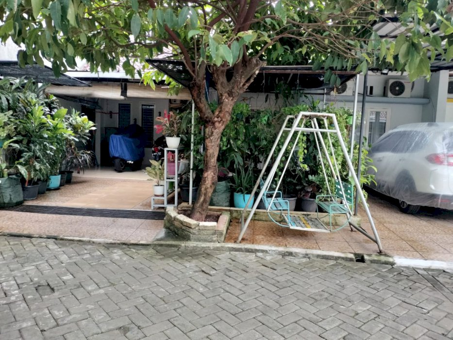 Dijual Cepat Rumah Peninggalan Ciledug Tangerang Banten