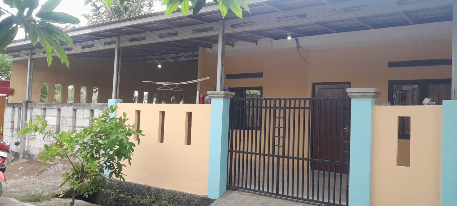 JUAL RUMAH + HOOK FULL RENOVASI SIAP HUNI