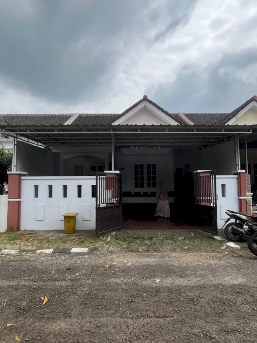 Di jual rumah startegis siap huni di Citra Raya Tangerang
