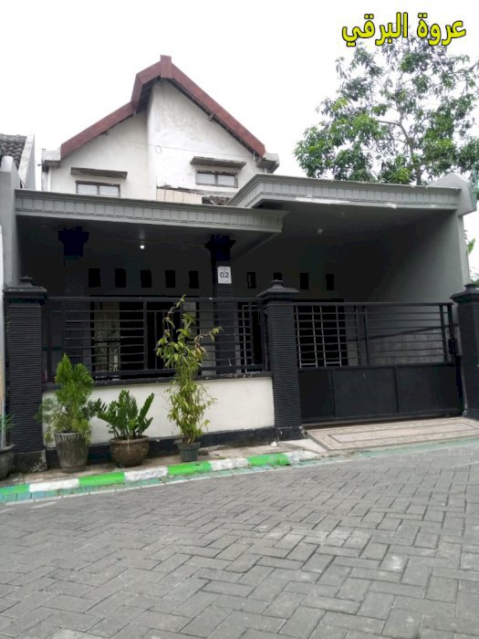 DIJUAL CEPAT RUMAH 2 LANTAI  LOKASI STRATEGIS DI LAMONGAN