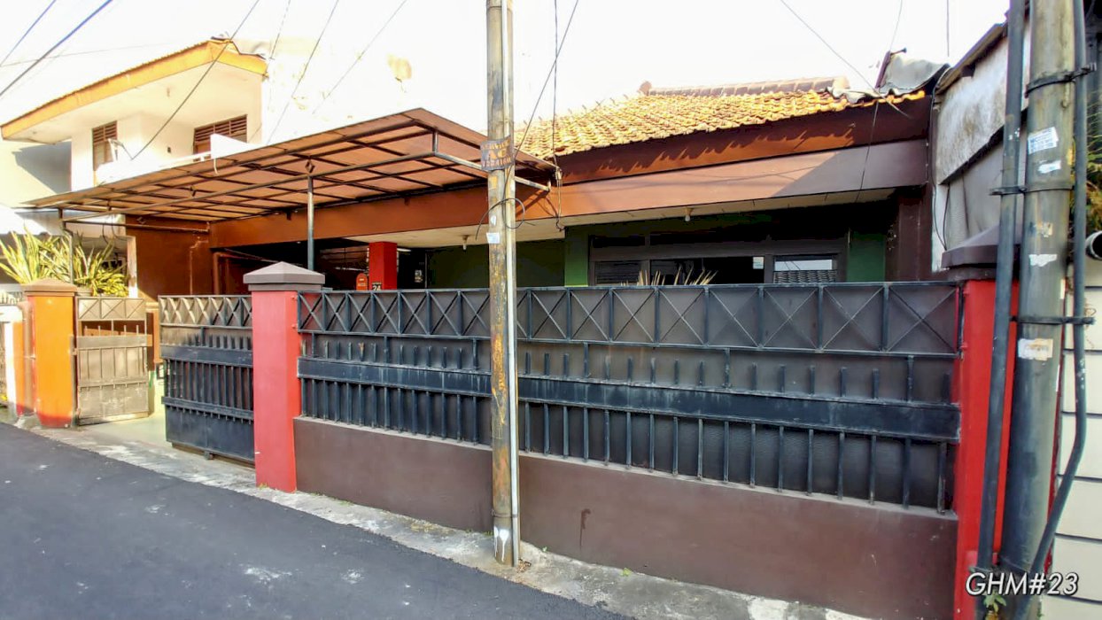 Rumah dijual lokasi strategis  di tebet timur Jakarta selatanSelatan