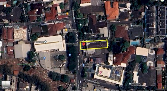Tanah dijual lokasi Bisnis Bonus Bangunan diJalan Raya Jakarta Selatan
