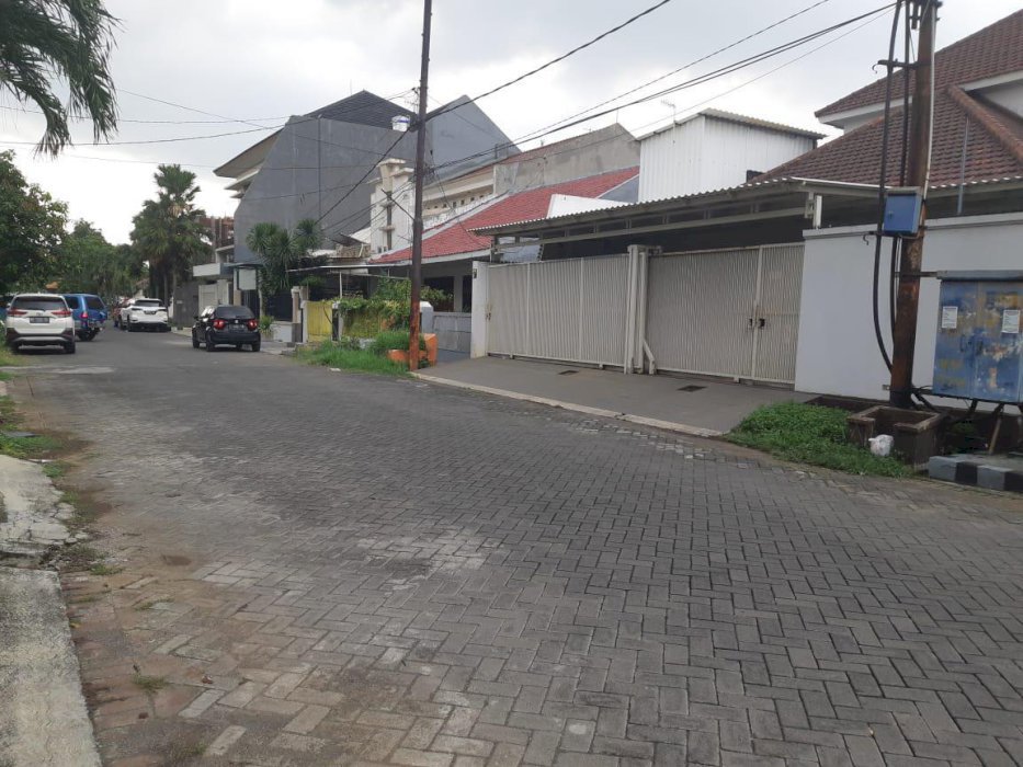  Rumah Manyar Tirtomoyo 10 Menit Dari Galaxy Mall, Row 8 Mtr Conblock
