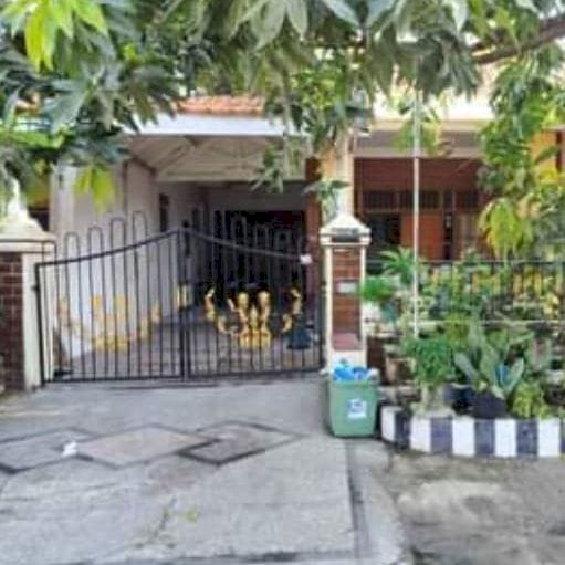 Rumah 2 Lt Siap Huni Rungkut Surabaya, One Gate System Bebas Banjir