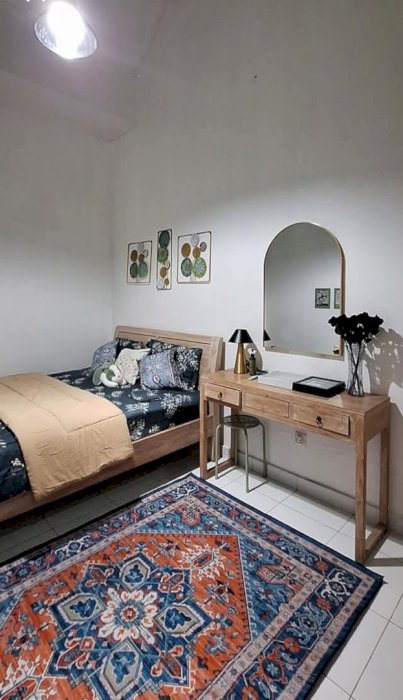 1 BEDROOM FLAT WITH PRIVATE GATE AND KITCHEN