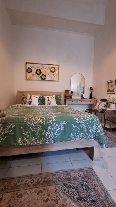 1 Bedroom flat with private gate and kitchen for rent