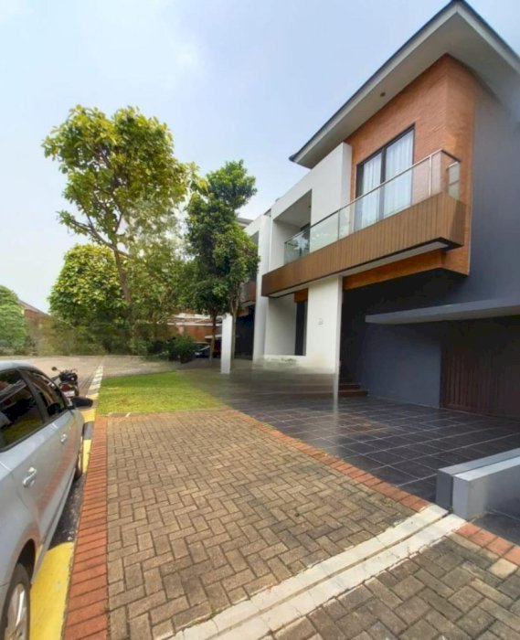 DIJUAL RUMAH DI CLUSTER DISCOVERY BINTARO, SEKTOR 7-TANGGERANG SELATAN