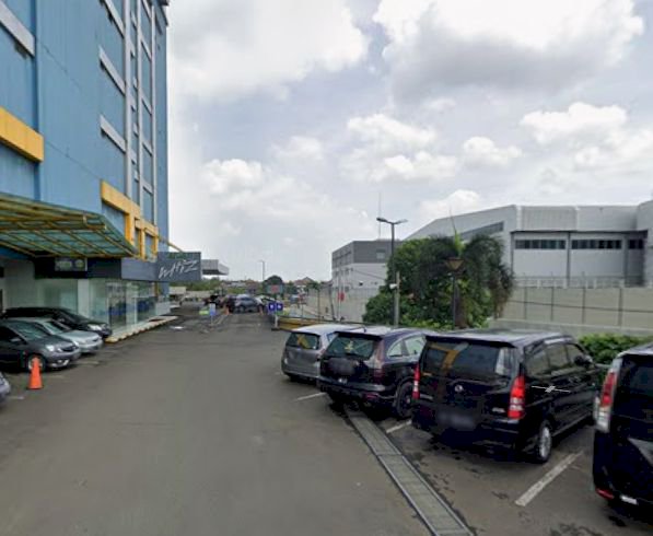 Disewakan Cepat Kios Poinsquare Connect Access ke MRT Lt Ground