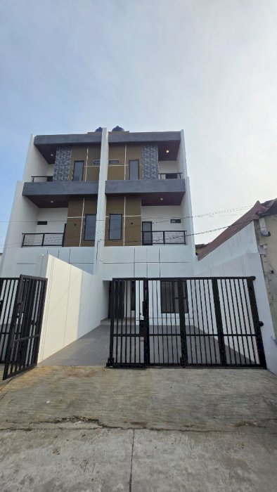 Dijual Rumah Baru Bebas Banjir Ready 2 Unit di Cendana