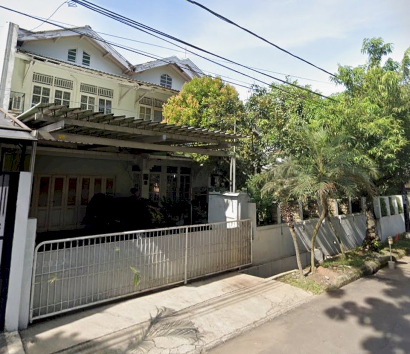 Rmh Dijual,Jl.Cut Nyak Dien,Bintaro Sektor 6,samping Lotte MallBintaro