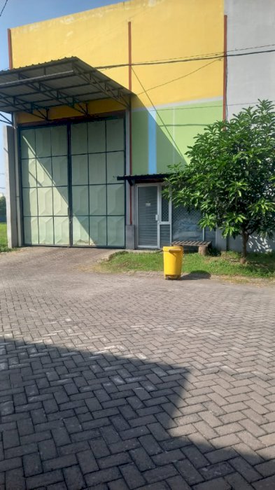 Gudang SafeNLock lingkar timur sda