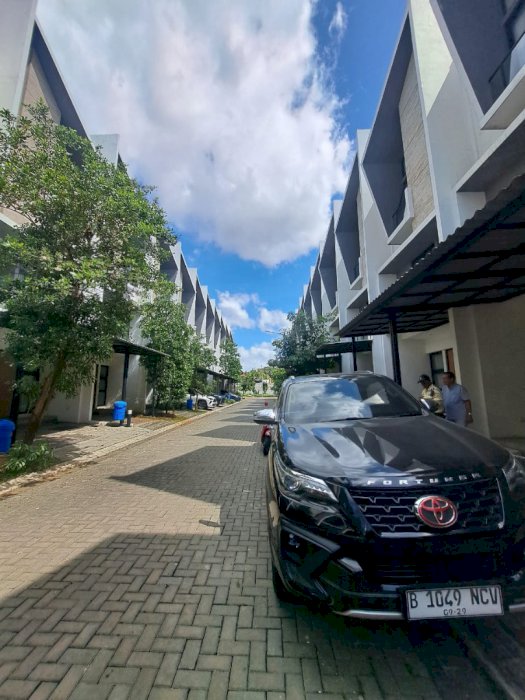 DIJUAL & DISEWAKAN RUMAH STRATEGIS DI PROVENCE SUITE BSD CITY