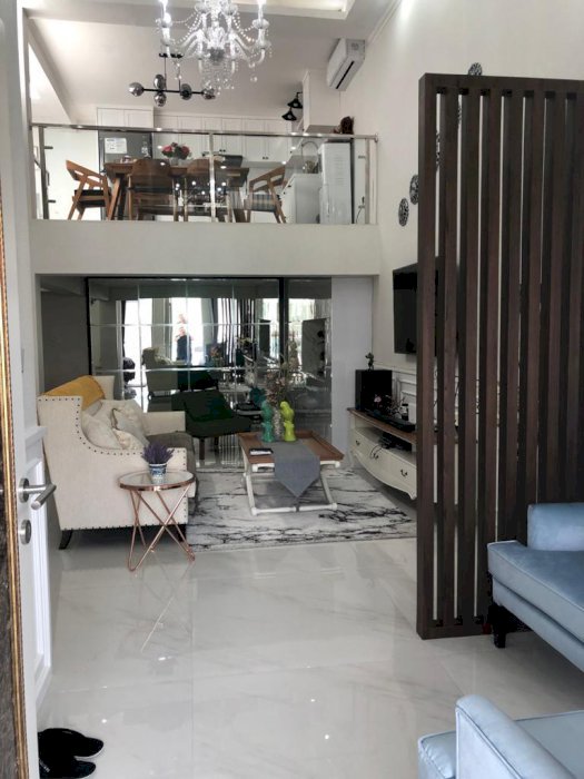 DIJUAL RUMAH FULL FURNISH BSD CITY