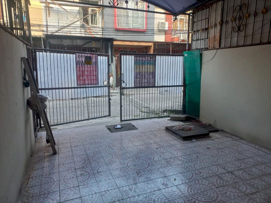 Dijual Rumah di Taman Palem Lestari