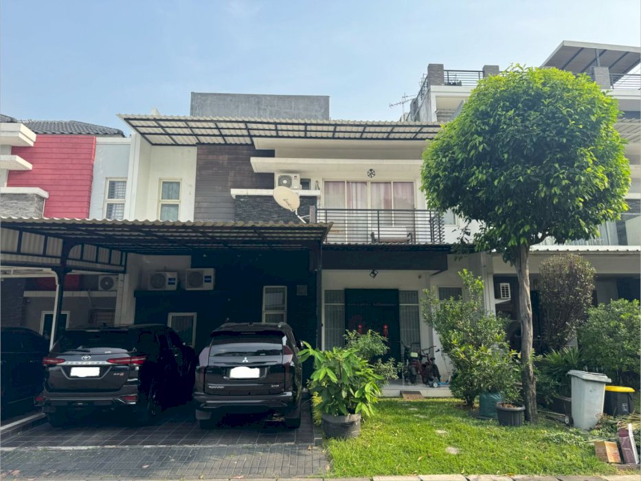 Dijual Rumah Golf Lake Residence Cluster Victoria