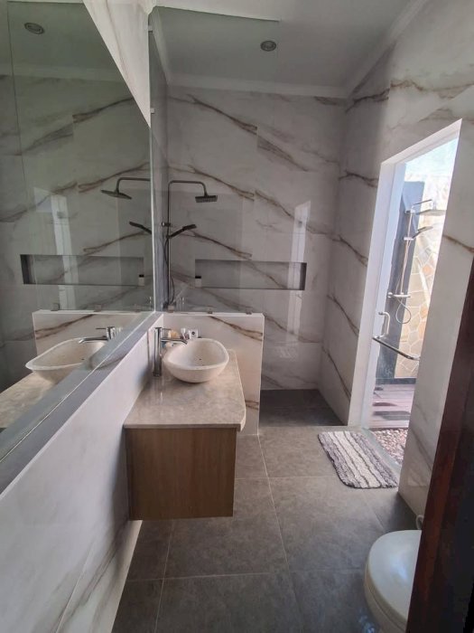 Di sewakan villa 3 kamar tidur di Sanur