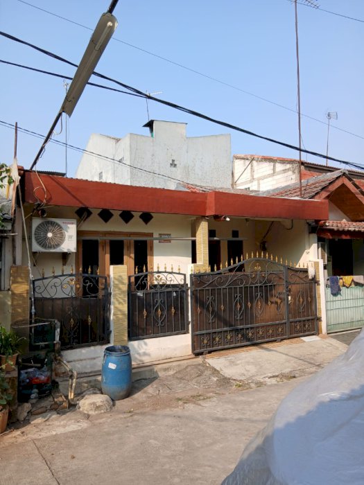 DIJUAL RUMAH TANPA PERANTARA KARTIKA WANASARI CIBITUNG BEKASI
