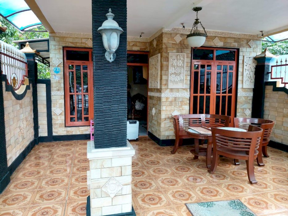 Jual rumah siap huni lokasi strategis di Yogyakarta
