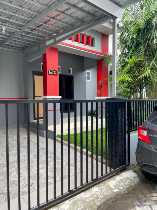 DIJUAL RUMAH SIAP HUNI DI TEMBALANG – COCOK UNTUK HUNIAN & INVESTASI