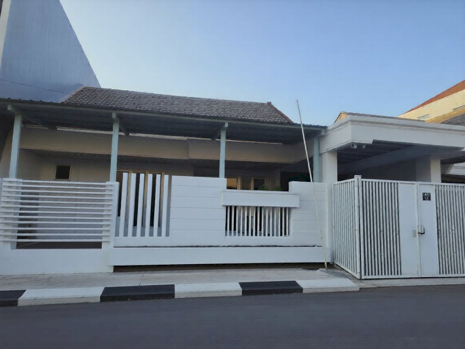 Disewakan Rumah Di Sutorejo Surabaya Timur