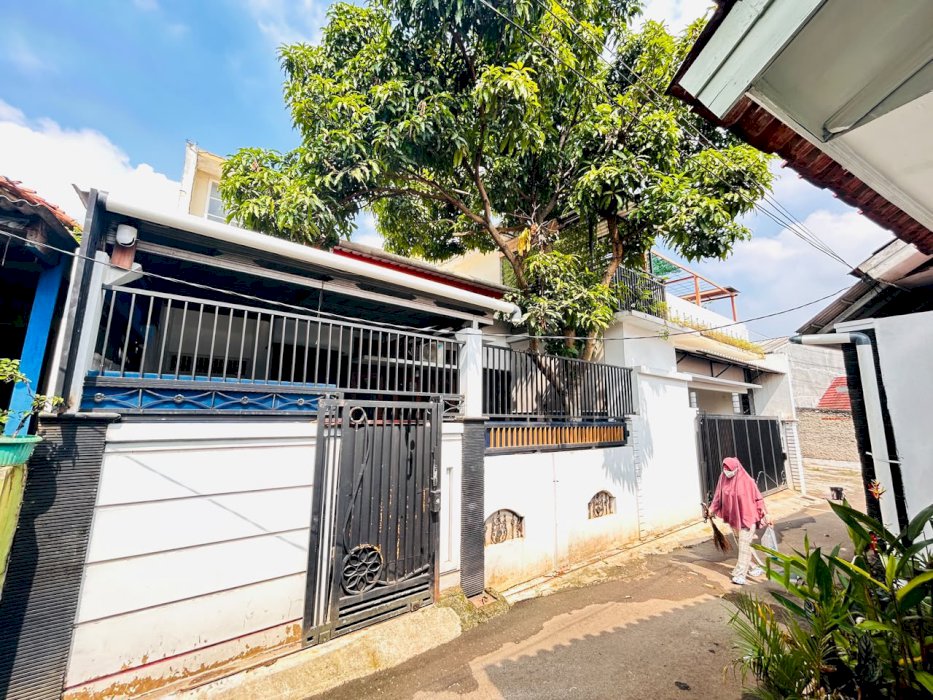Rumah di Ratujaya Depok