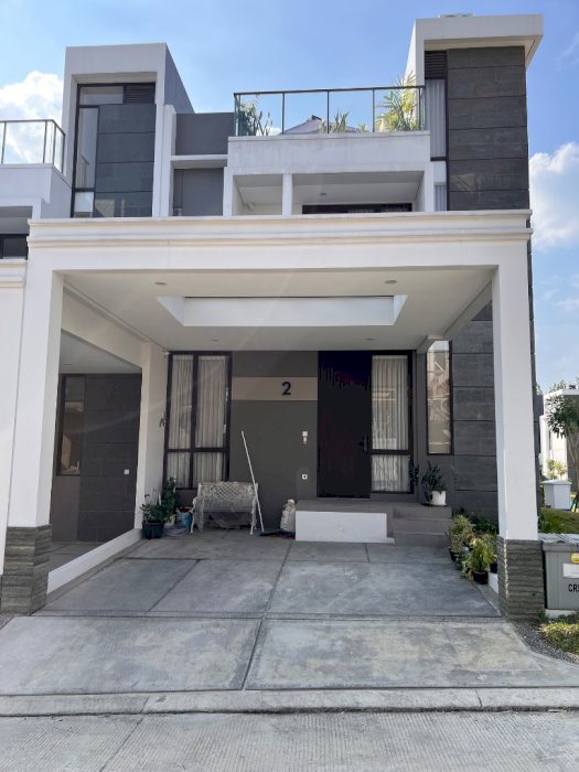 Hunian Premium 3 Lantai dengan Rooftop Sentul City
