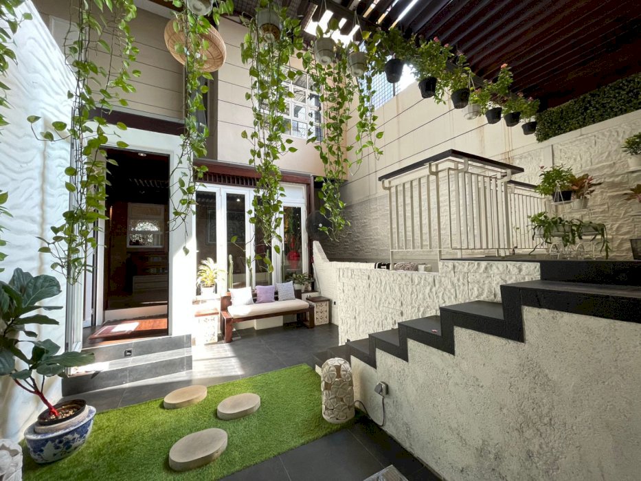 DIJUAL CEPAT RUMAH FULL FURNISHED DI KUDA LAUT PIK 1-JAKARTA UTARA!