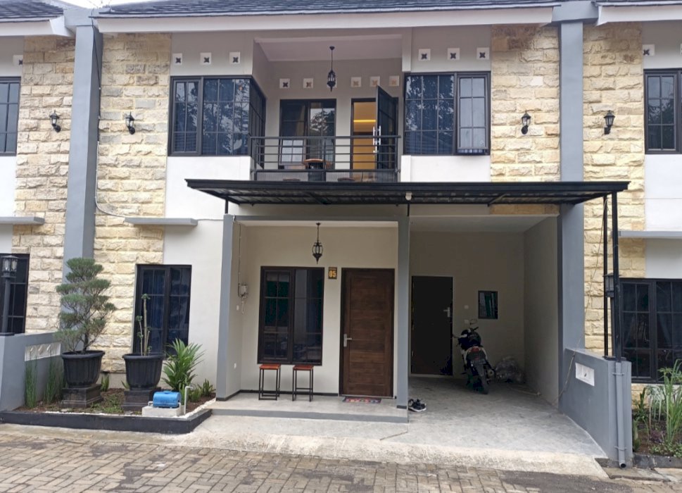 Rumah Estetik di Temanggung Kota