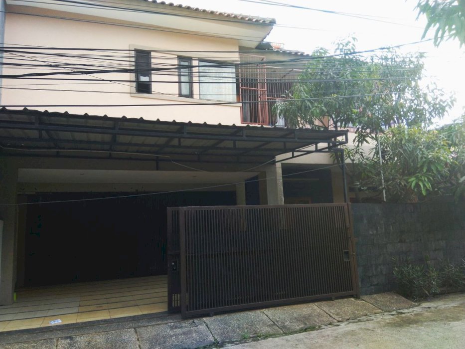 Jual cepat rumah kost produktif Batu Indah kota Bandung shm