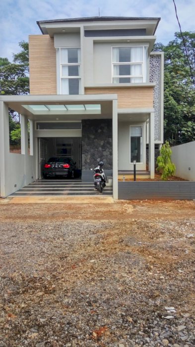 Rumah di Tembalang full furnish